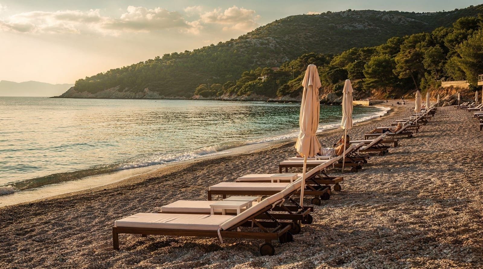 Guía de la playa de Mogren: la playa del túnel de Budva, Mogren I y Mogren II